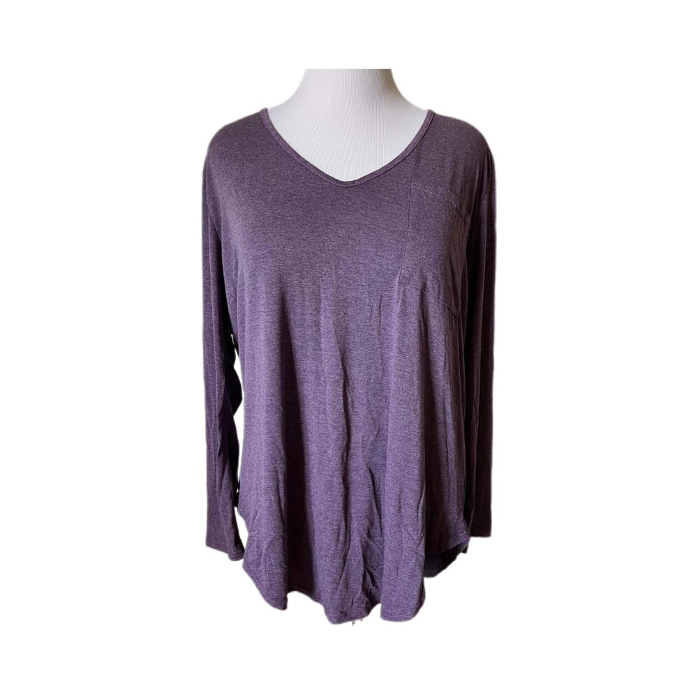 NWT Allegrace Plus Size 2X long sleeve purple jersey. Stretch, v-neck.
